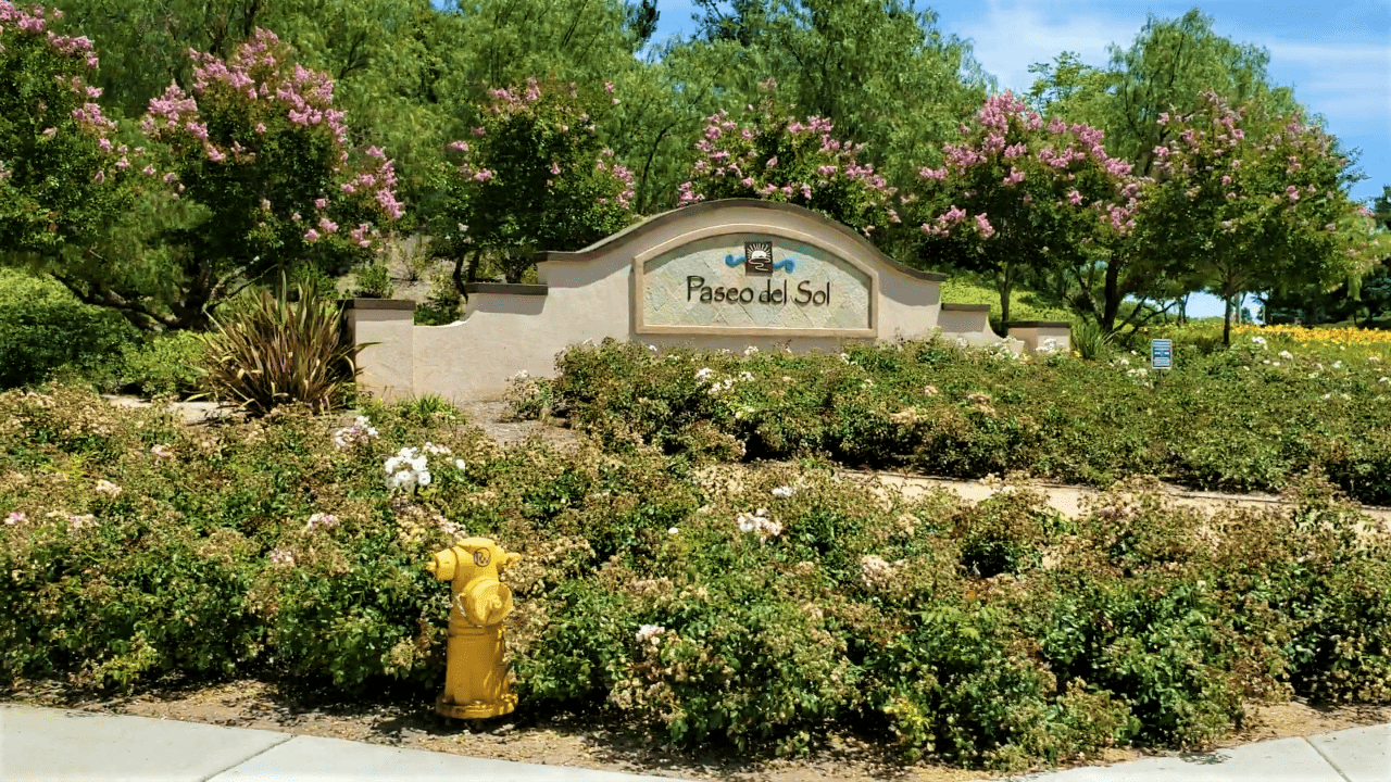 paseo del sol sign