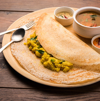 south_indian_dosa_chutney.jpg__PID:8ef022a3-5513-4a04-b2f6-41543f3b7b58