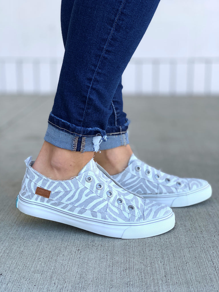 blowfish white slip on sneakers