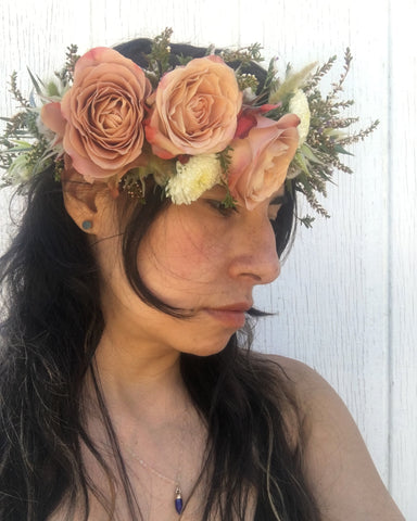 Caramel coffee colored rose head garland for the bride in Yosemite, by Gorgeous and Green.