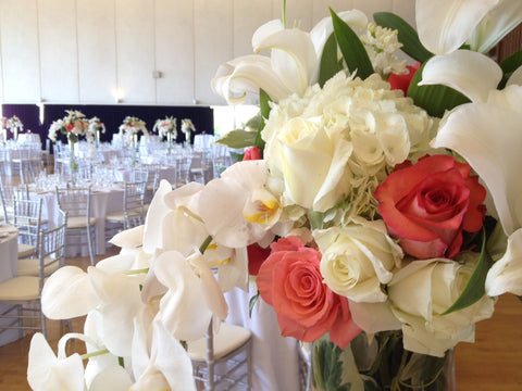 Large trumpet centerpieces without floral foam, by Gorgeous and Green
