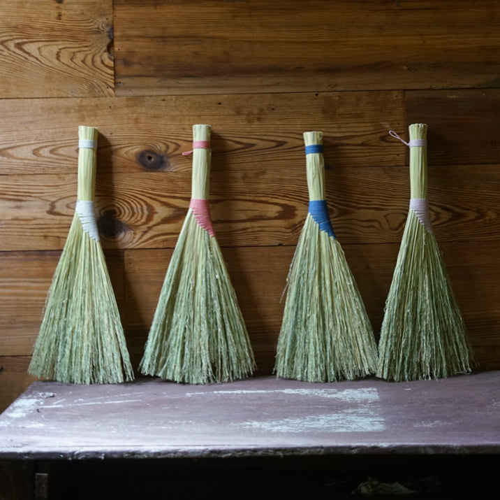 Hempwing Broom