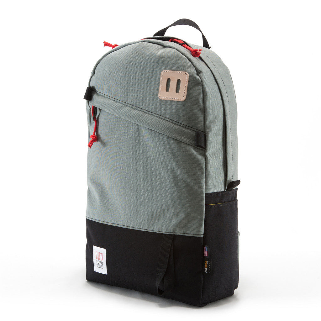 topo designs daypack black