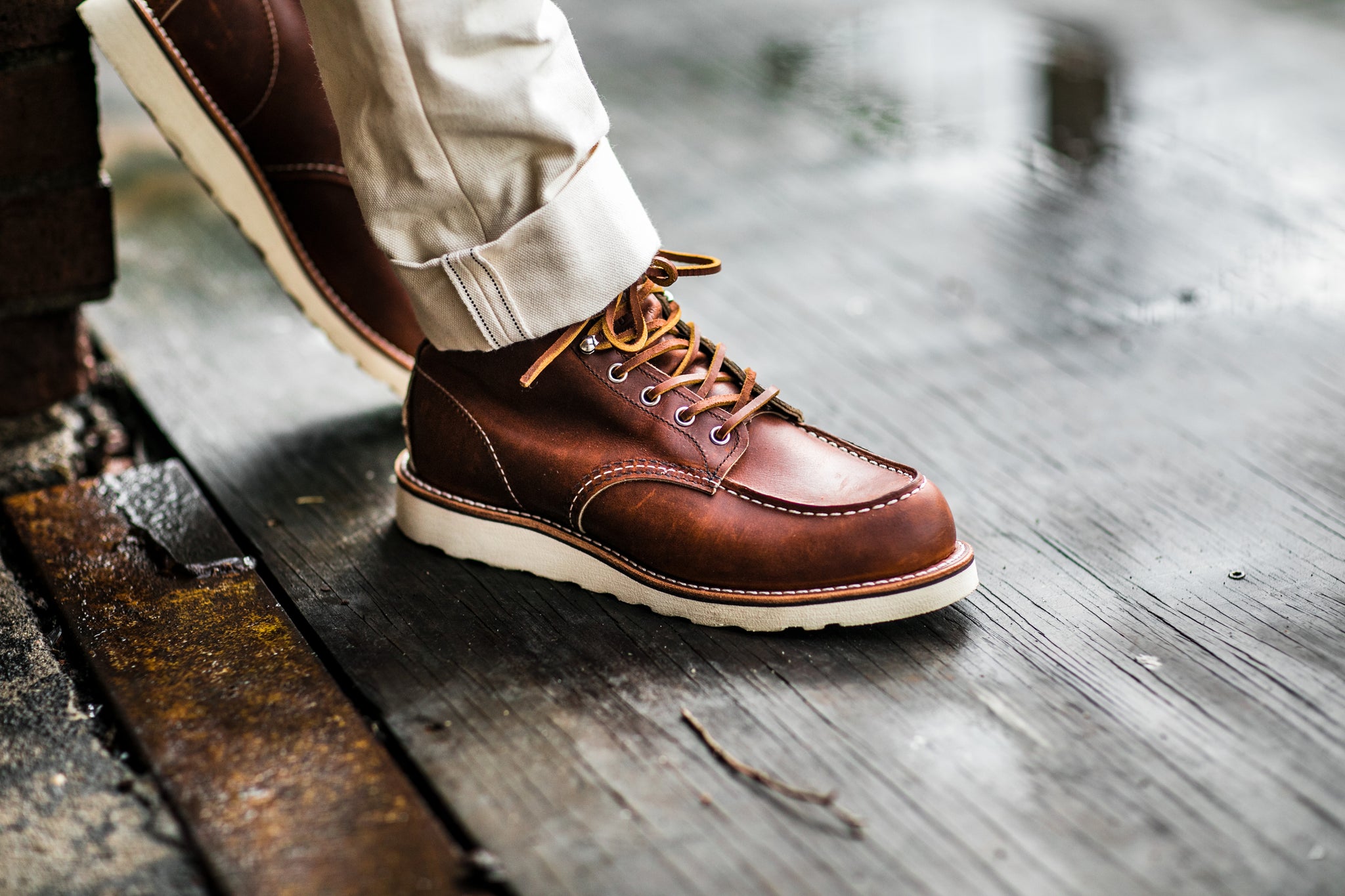 red wing shoes classic moc