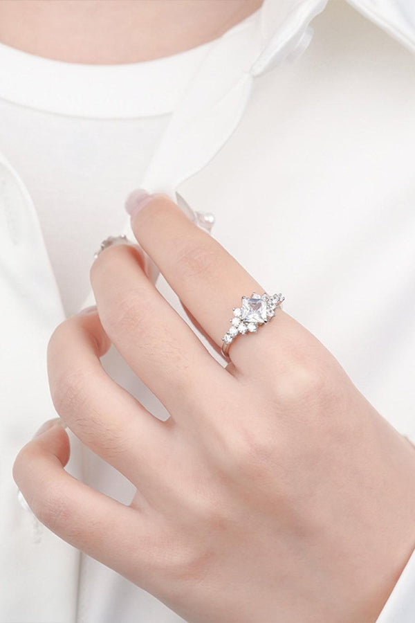 1.38 Carat Moissanite Ring - Ecart