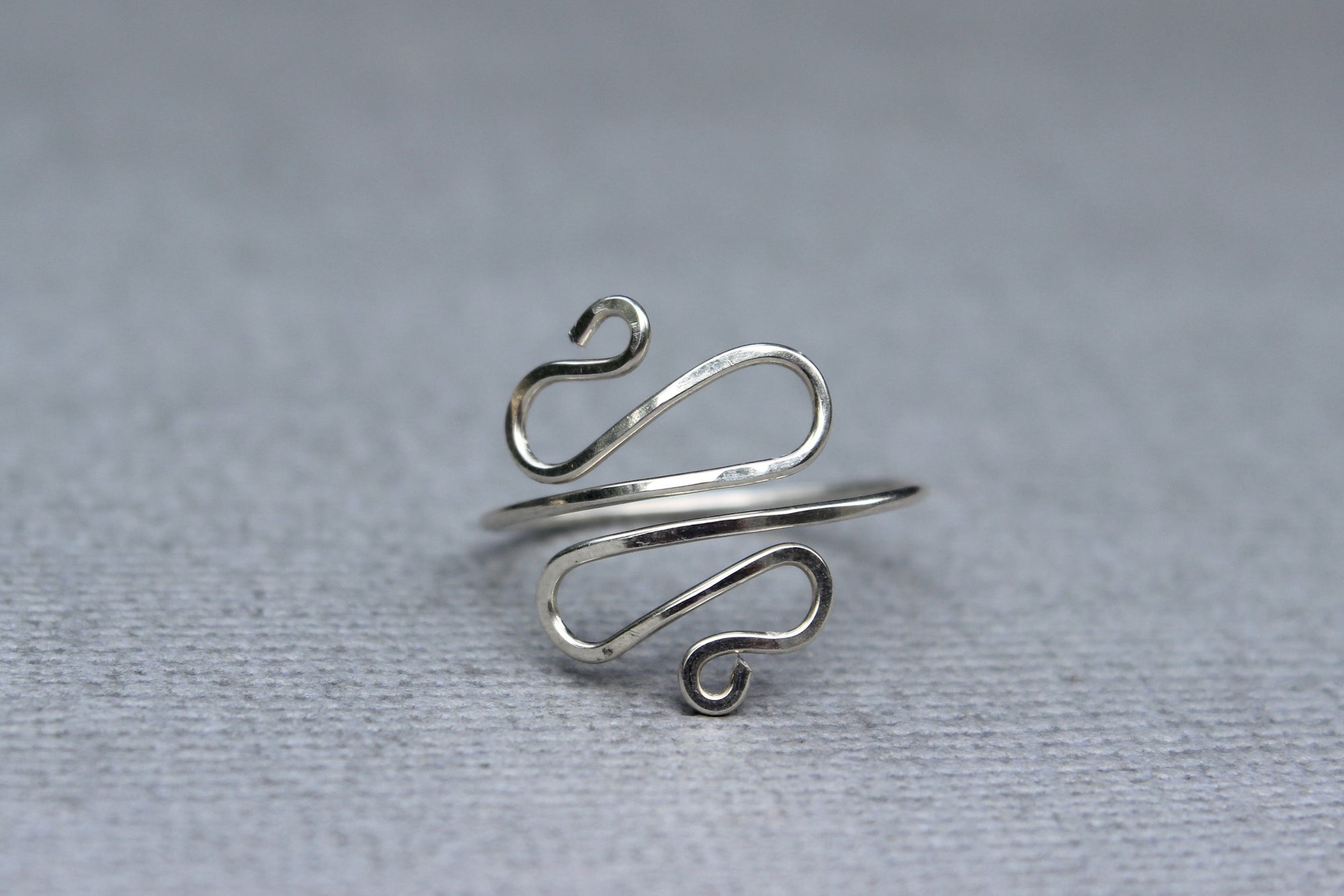 Swirl Wire Ring – Designed By Lei