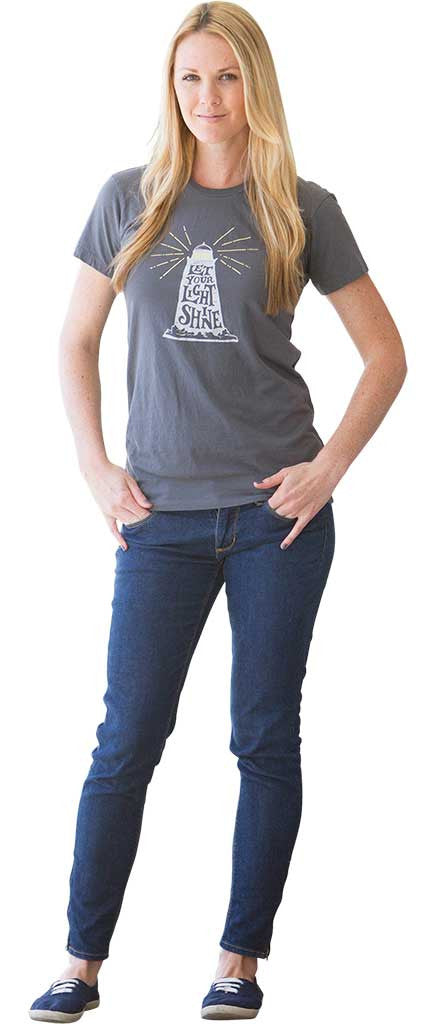 women's t shirt and jeans