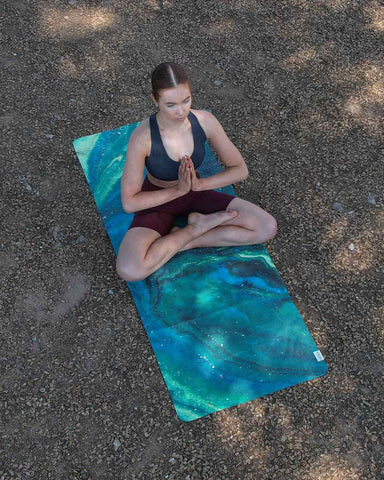 A Guide to Outdoor Yoga Mats for Your Nature-inspired Practice