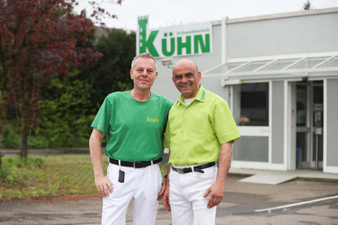 Geschäftsführer Erik Stoll und Wahid Akbarzada