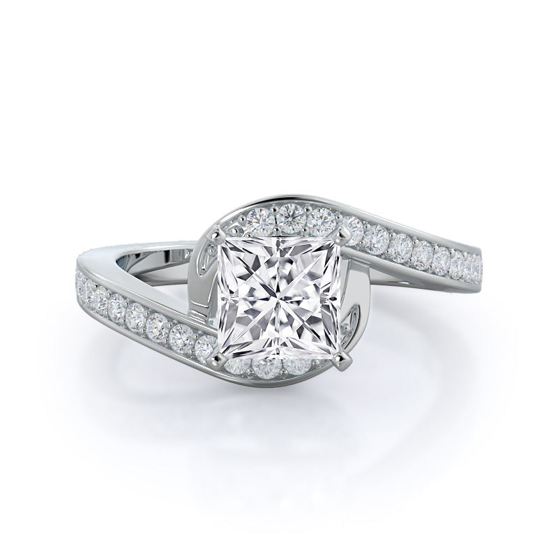 Twisting Underhalo Diamond Engagement Ring