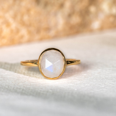 Cocktail Rings - Moonstone Ring - Lisbeth