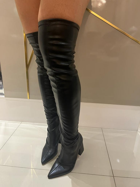 Coturno/Bota Sapato da Corte 35, Bota Feminina Sapato Da Corte Usado  96262822