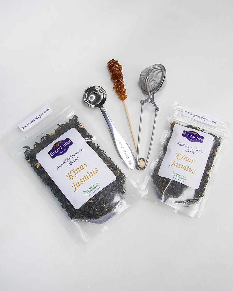 Jasmine Green Tea, packed tea with accessories: stainless steel tea mesh strainer, tea spoon measurement, sugar crystal stick. Graudupes Jasmine Sencha tea Classic, premium loose leaf green tea.