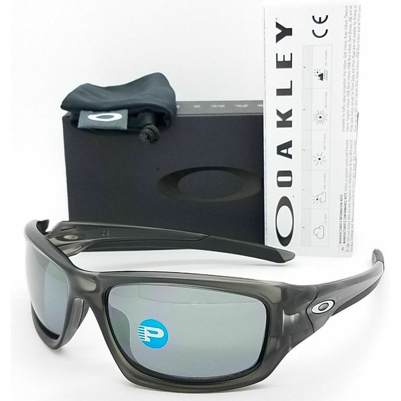 oakley men's valve polarized sunglasses