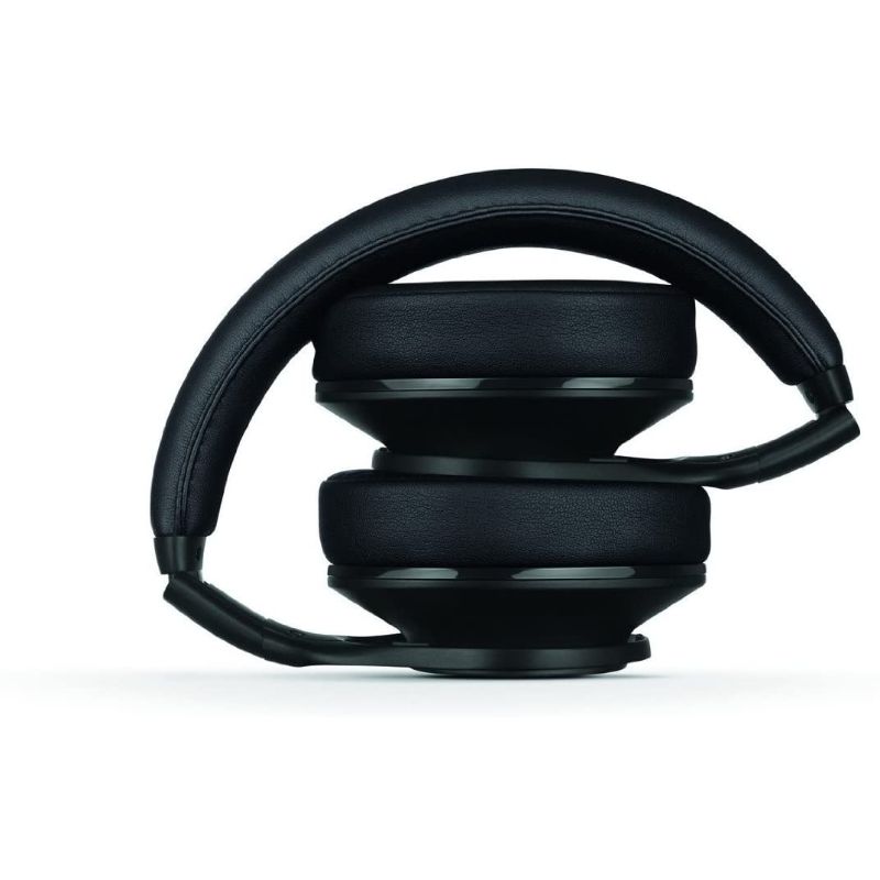 beats executive black