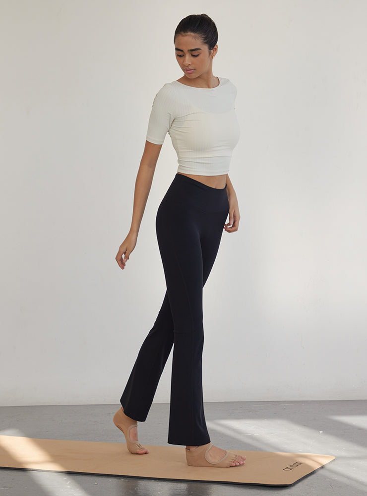 Airywin Short Flare Leggings Daily&Co