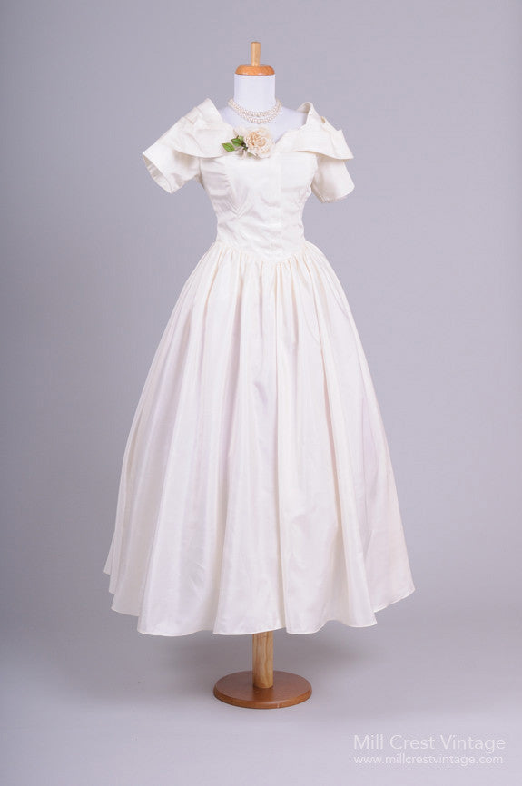 1960 Taffeta Vintage Wedding Dress