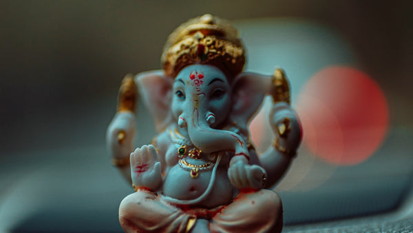 Diwali Gifting Ideas Photo - Ganesha Statue