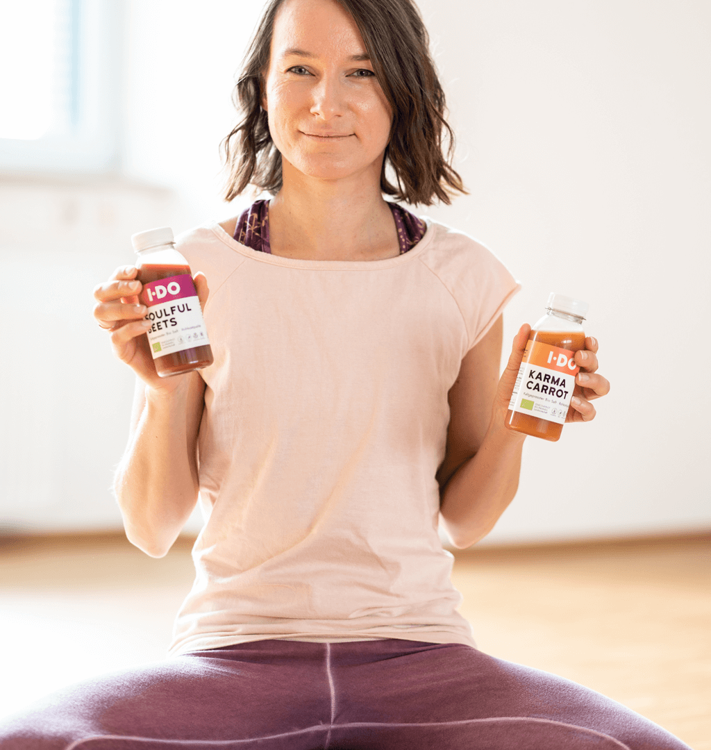 Nicole Geisler from Kassel loves yoga and the Karma Carrot