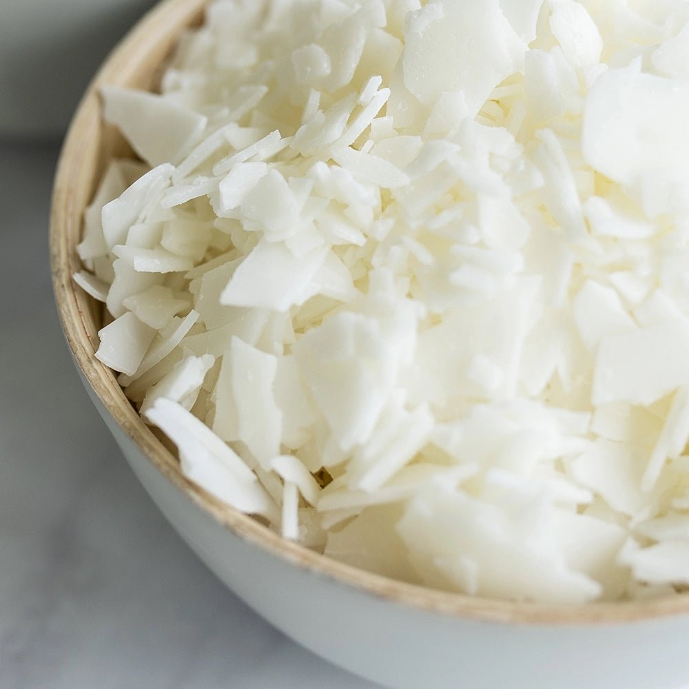 Coconut Wax vs Soy Wax vs Paraffin Wax: A Comprehensive Comparison for –  Tillybell