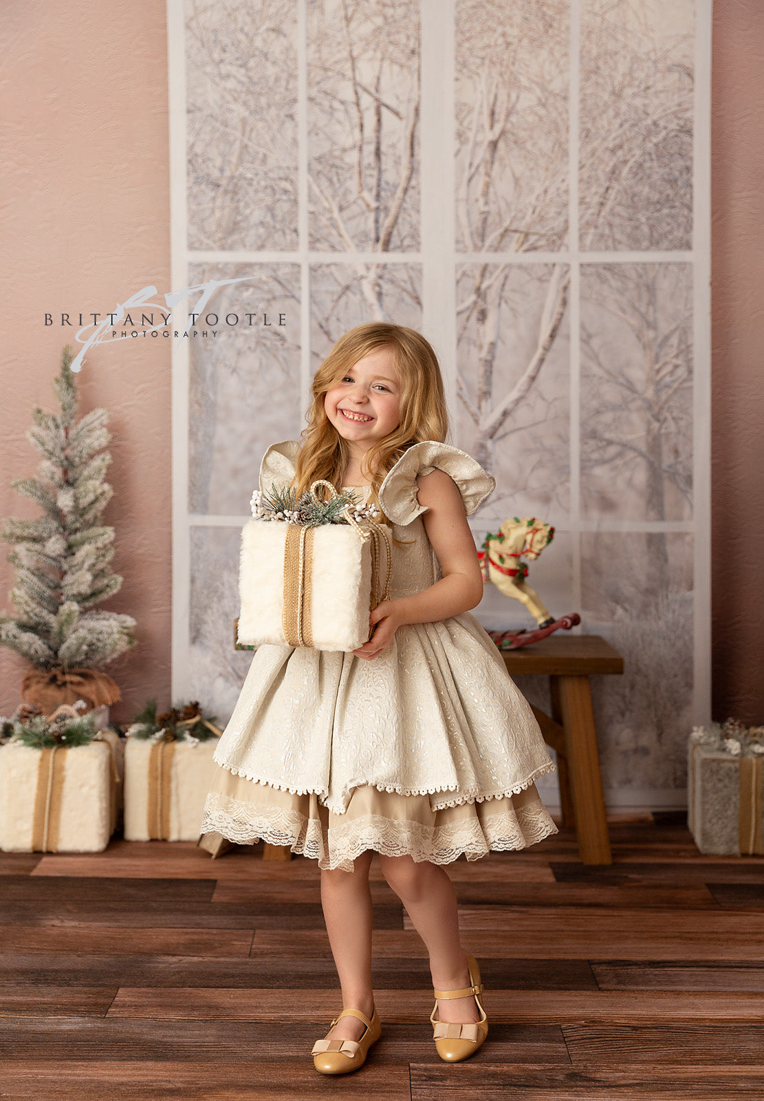 RTS Rustic Elegant Window - 8x8' Fleece - Warm- 60% Off