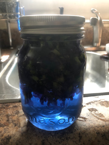 Creating a beautiful sweet violet infusion