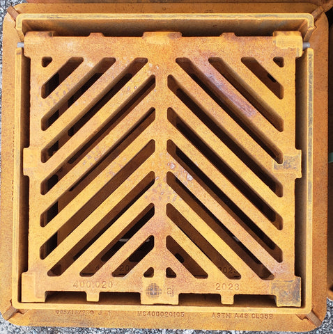 Cast iron municipal casting OPSD 400.020 catch basin frame and grate