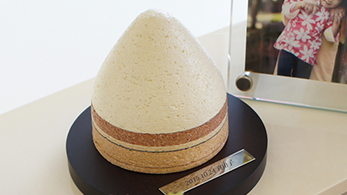 陶器製のミニ骨壷