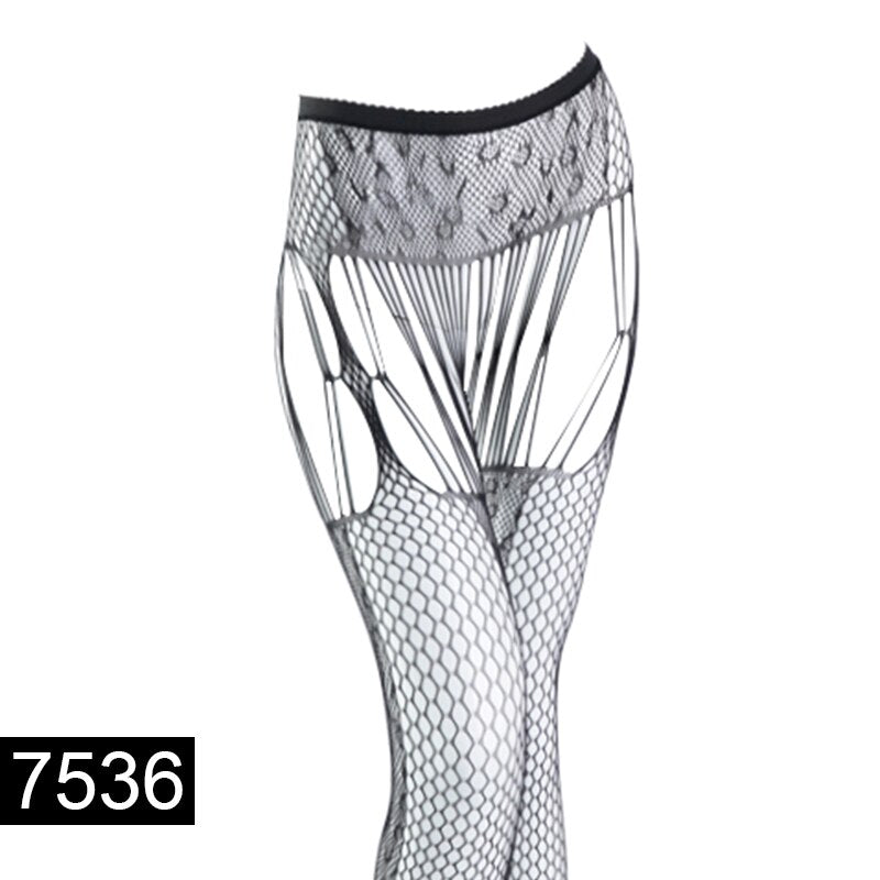 Чюлки. Девушка в кэтсьюите. Колготки Hustler crotchless fishnet panty Hose. Annabel’s Electric Blue crotchless fishnet bodystocking - Daniella English. Pop your Bubble crotchless fishnet Hose.