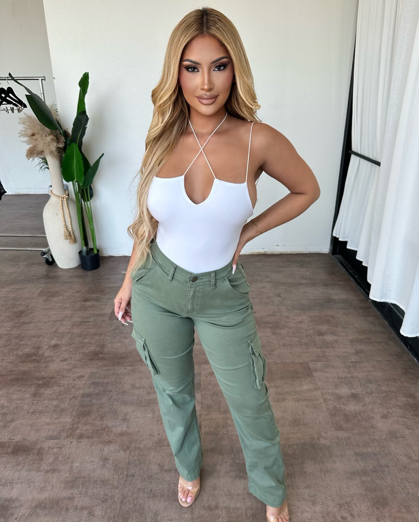 Mova Cargo Pants (Olive)