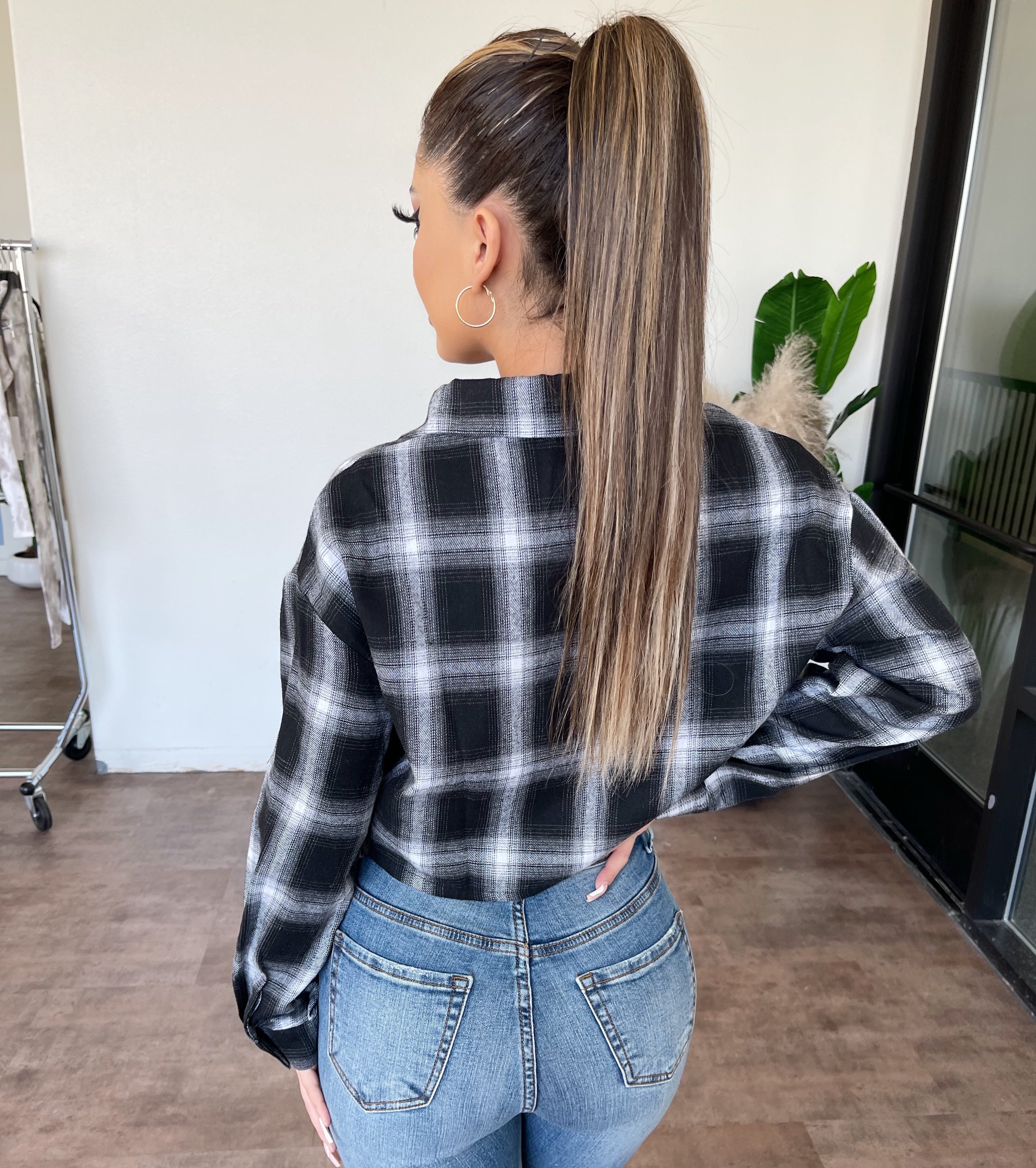 Maggy Cropped Flannel(Black/White)