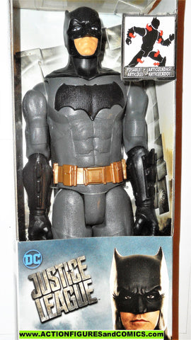 dc justice league batman action figure