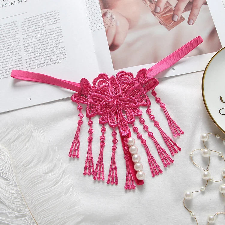 G010SeductiveHollow OutEmbroideredPearlWomen sThong