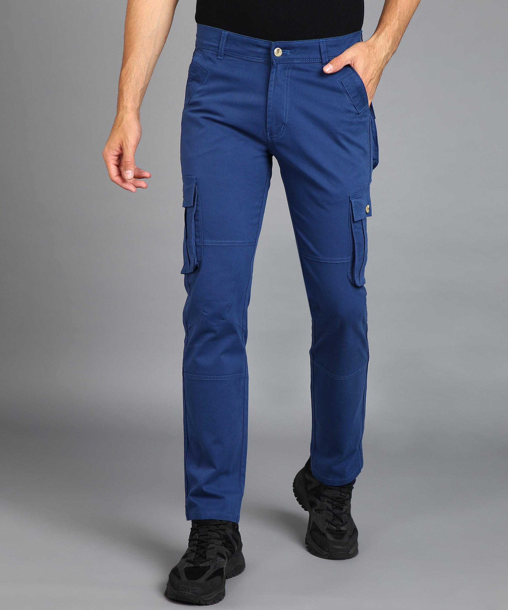 Urbano Plus Men's Royal Blue Regular Fit Solid Cargo Chino Pant