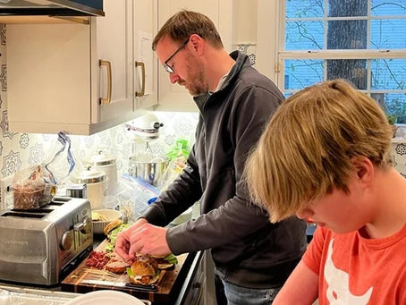 Preparation in a kitchen of Mr. Wow