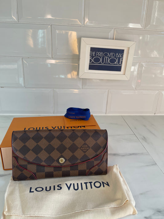 Louis Vuitton Multiple Wallet (Damier Ebene) ReviewWhy It's Not My First  Choice. 