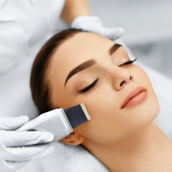 Client Receiving Dermasound Ultrasound Treatment