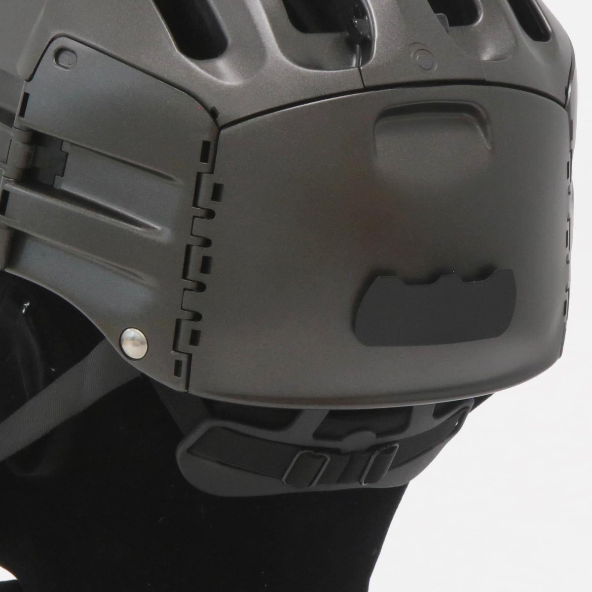 BCBF 2 Pièces Couvre Casque, Housse De Protection Contre La Pluie pour  Casque De Vélo avec Bandes Réfléchissantes, Housses Casque Cyclisme,Housse  Imperméable Anti-Poussière pour Casque De Vélo Et VTT : : Sports