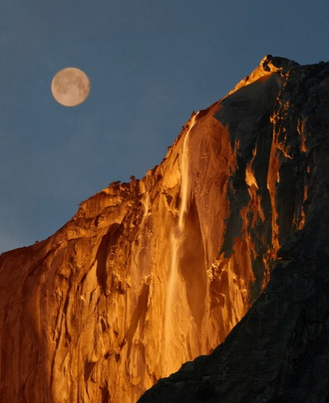 Firefall Yosemite park