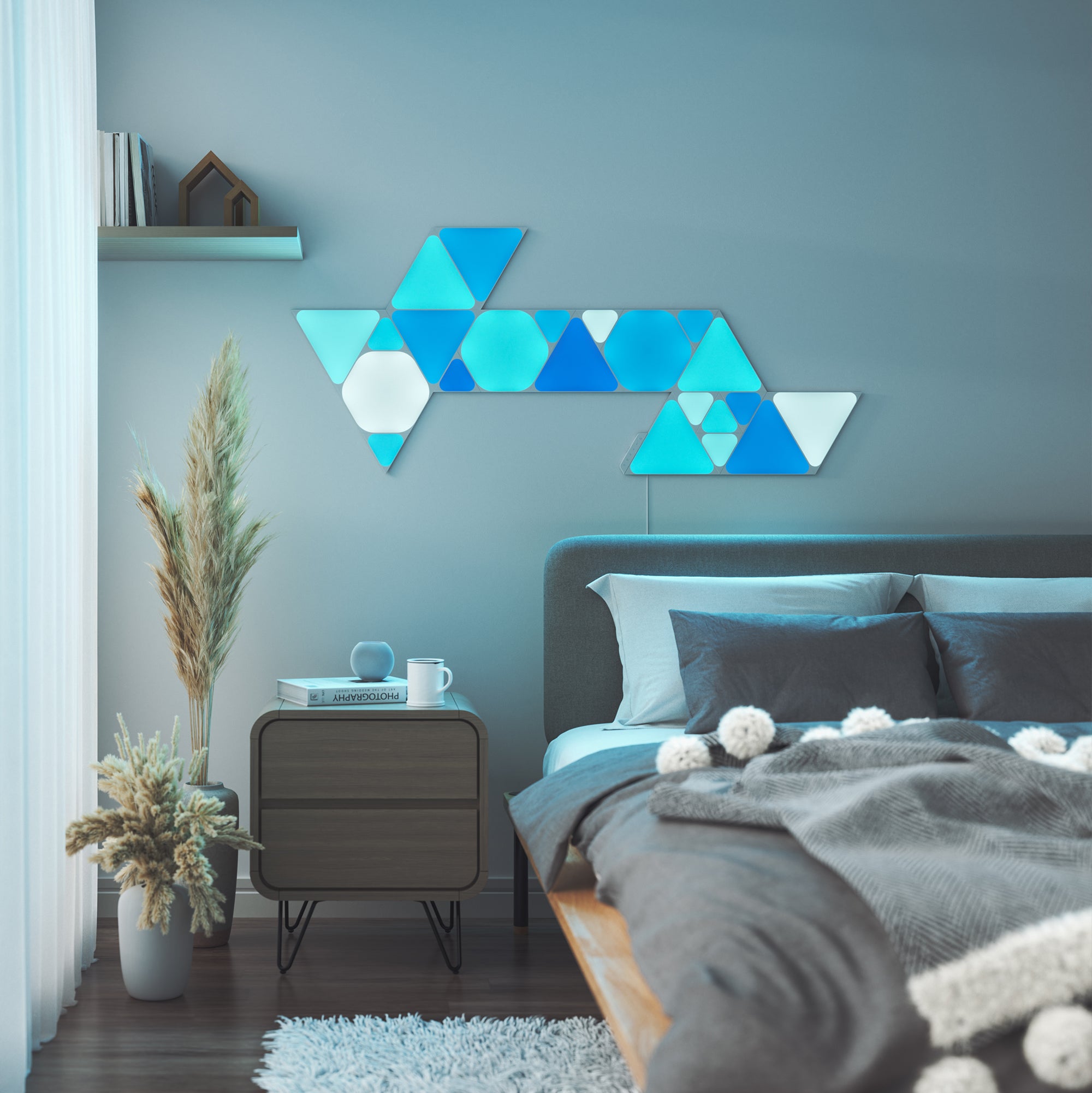 aurazoe_nanoleaf_shapes_bedroom-03_8399100d-5259-4a87-8d86-3da6e972a81d