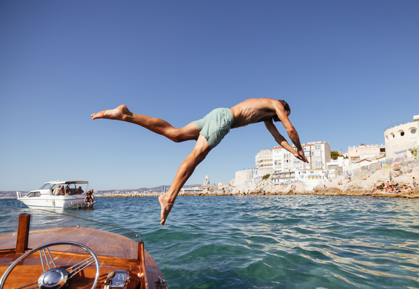 maillot pour plonger dans la mer