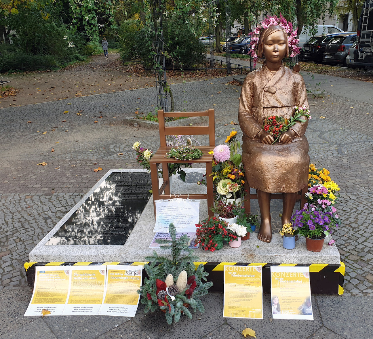 Comfort woman statue covered by freedom of expression–Palace