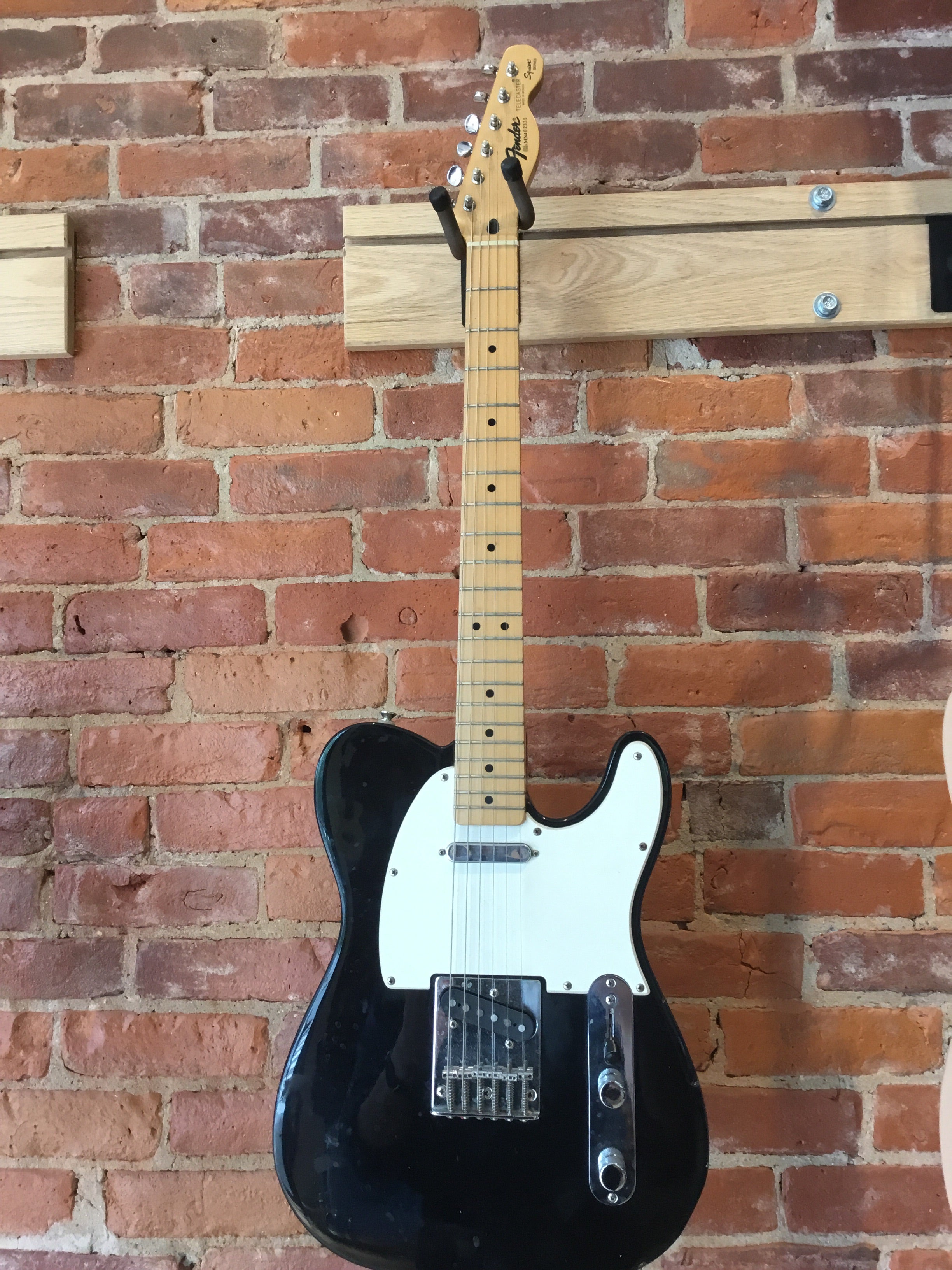 Fender Telecaster MIM Squier Series – Alley Music