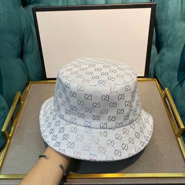 Louis Vuitton White Rainbow Bucket Hat - HypedEffect