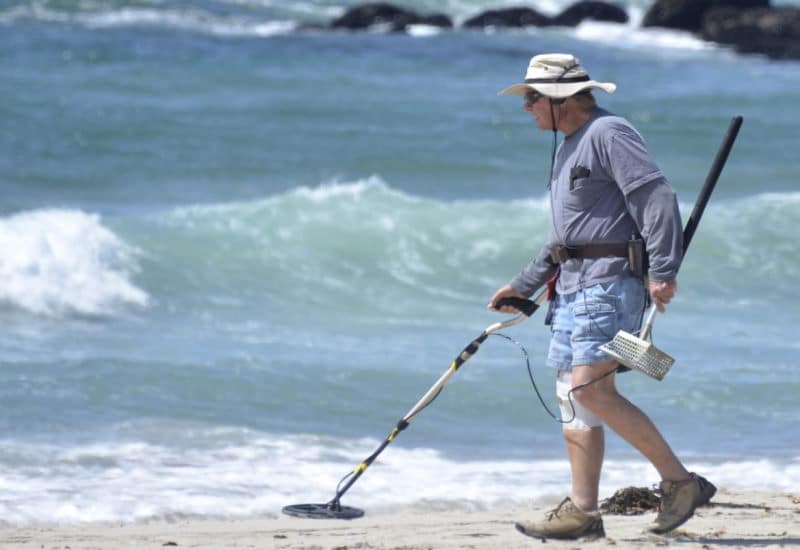 beach metal detecting tips