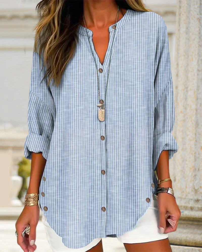 Product Image for Heidi-Mode | Italienisches Top mit V-Ausschnitt und feinen bedruckten Streifen, Blau / 2XL