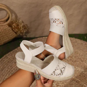 Product Image for Heidi-Mode | Sandalen mit Geschlossener Zehe und Keilabsatz, Weiß / 38