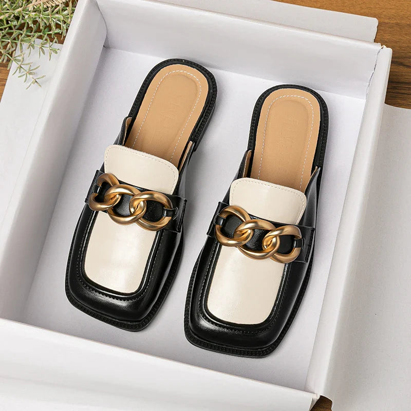 Product Image for Heidi-Mode | Frühling und Herbst Frauen Tragen Flache Slipper Britischer Stil Fest und Arbeit Verschleiß Metall Kette Design Damen Rutschige Mules, 