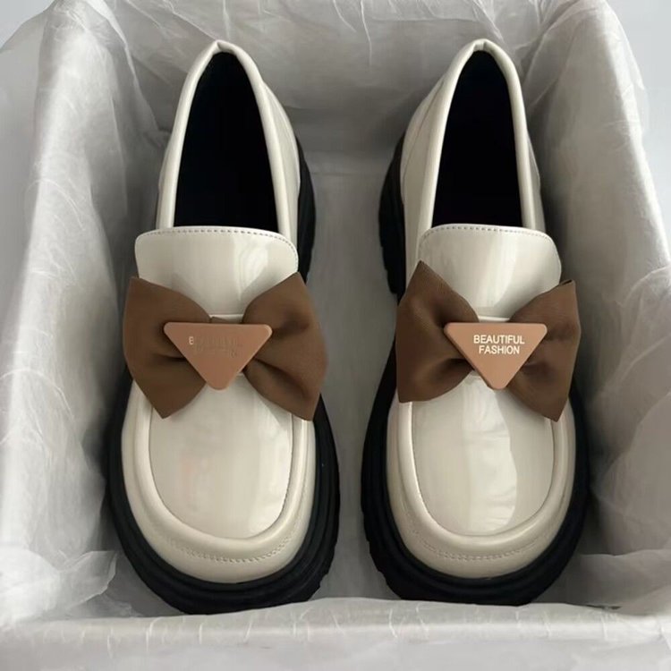 Product Image for Damen Modische Loafers mit dekorativem Schleifen-Detail und Plateausohle Heidi-Mode, Beige / 39