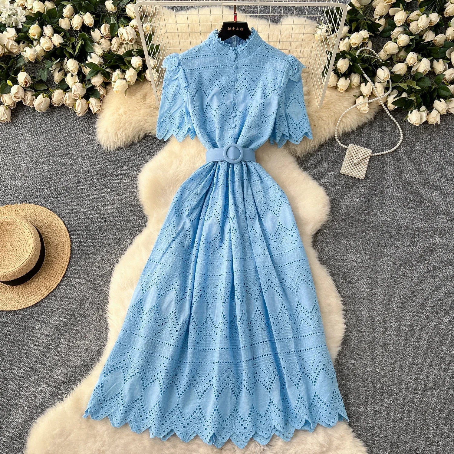 Product Image for Heidi-Mode | Französische Vintage O-Ausschnitt Band Hook Blume Loch Kurzarm Einfach Brust Kleid A-Linie Lässig Damen Mode Damen Kleidung, Blaue / M